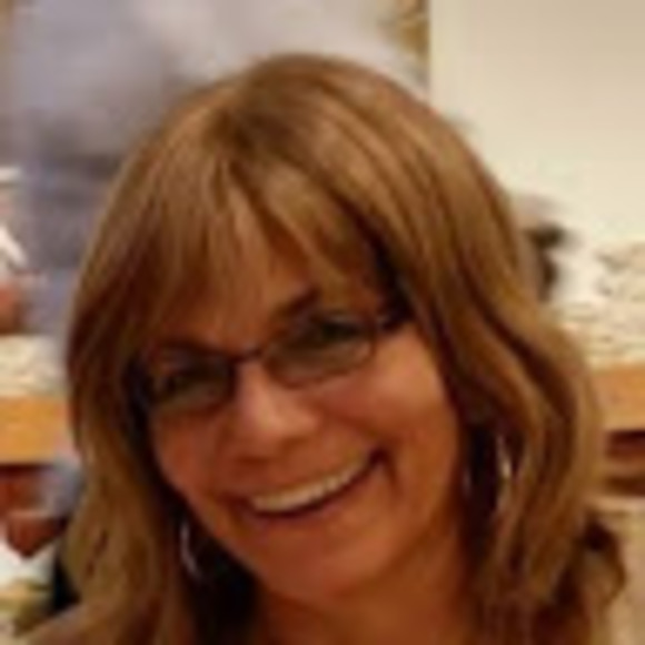 Meet your Posher, Gabrielle - Picture 1 of 1